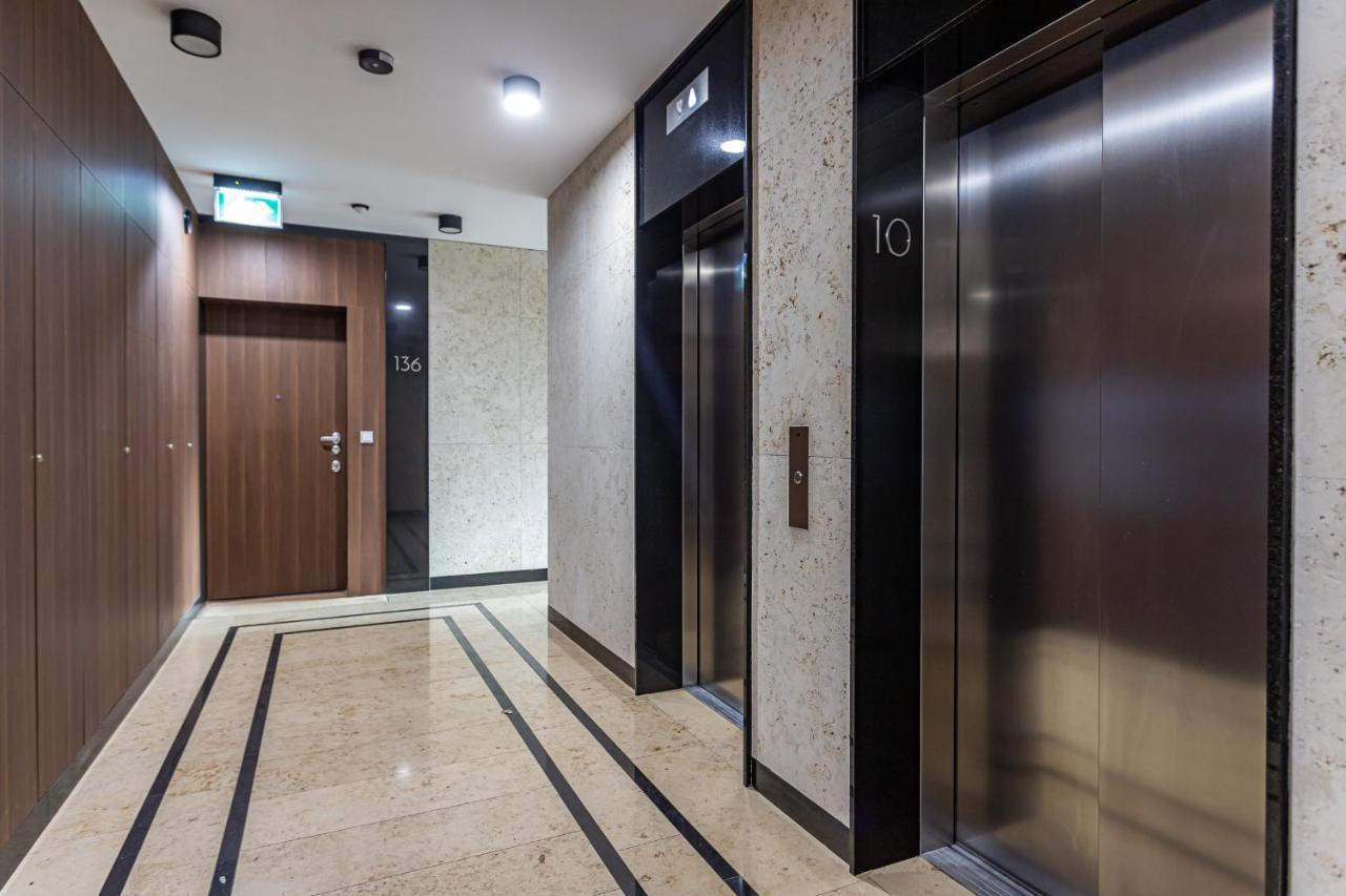 Mennica Residence Deluxe Warsaw Exterior photo